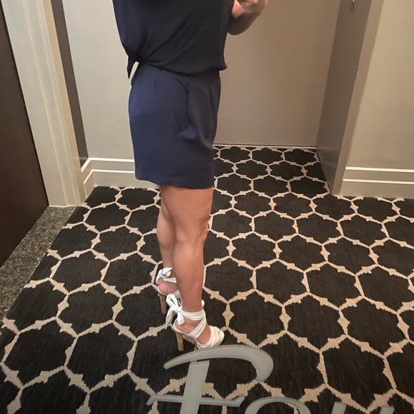 Bcbg navy blue romper. Never worn - Picture 5 of 13